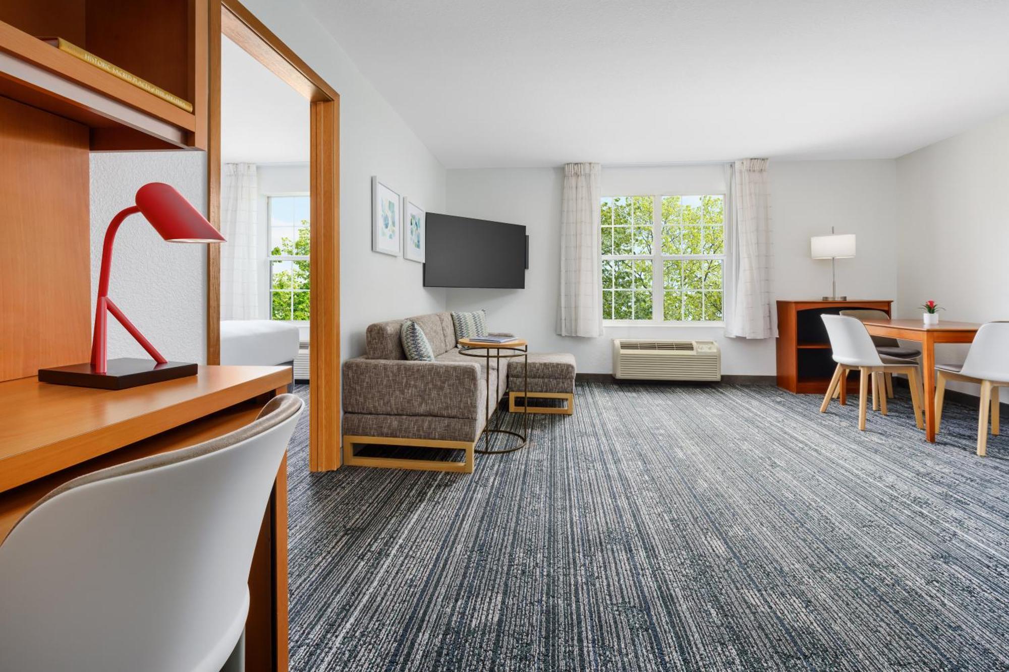 Towneplace Suites Philadelphia Horsham Exterior foto