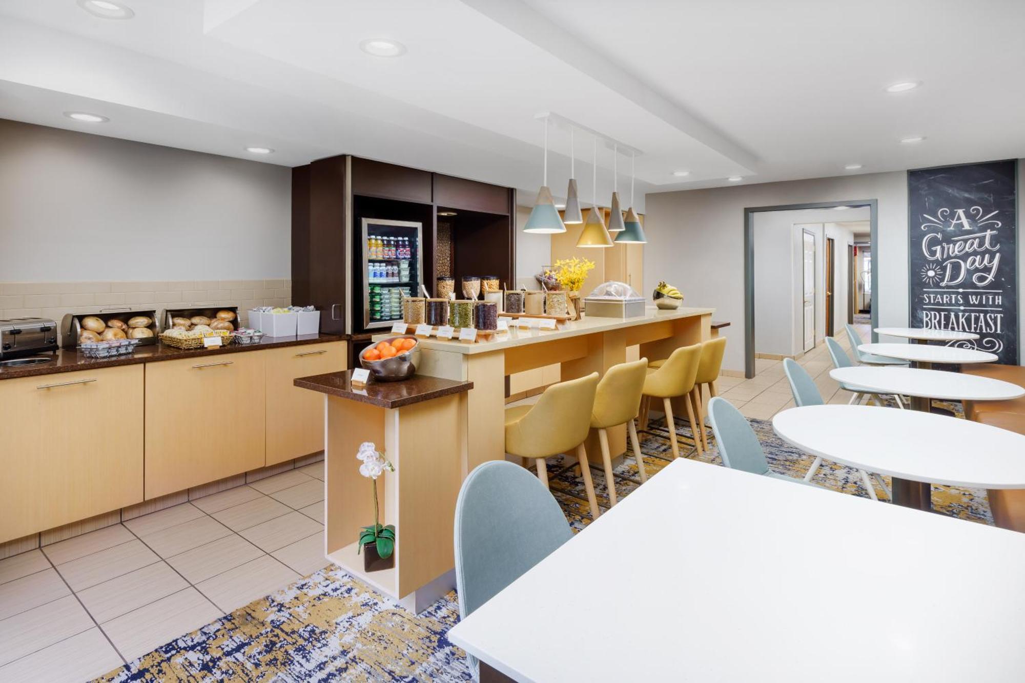 Towneplace Suites Philadelphia Horsham Exterior foto